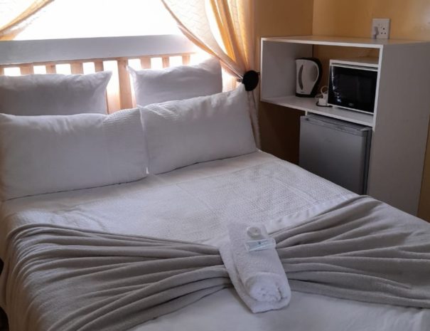 Budget Rooms (6)
